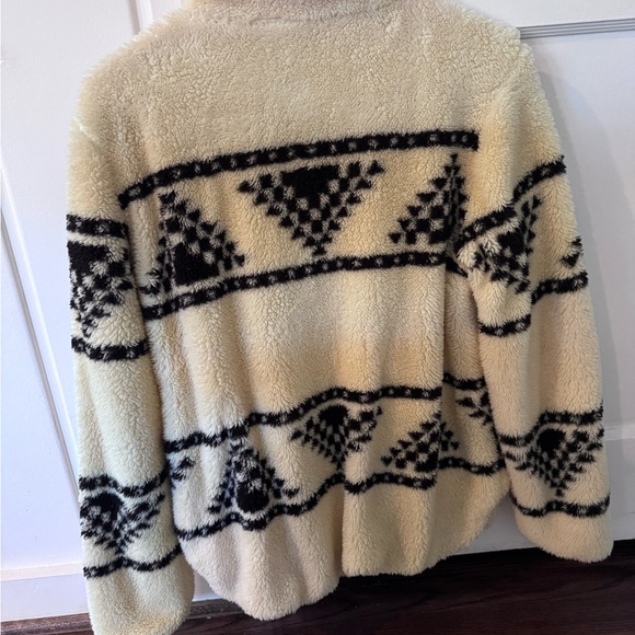 Thread & Supply Cozy Geometric Pattern Sweater - Cream and Black - Picture 4 of 4